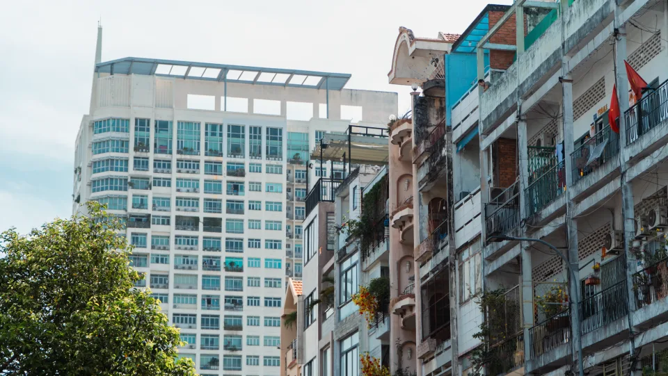 Người trực tiếp dẫn khách